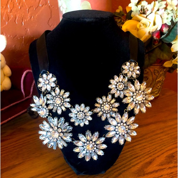 Sugarfix Jewelry - Statement Neckless